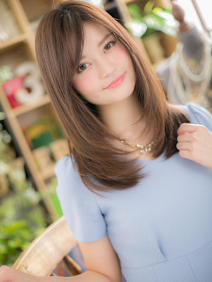 斜めバングオリーブアッシュエアストレート　秋色