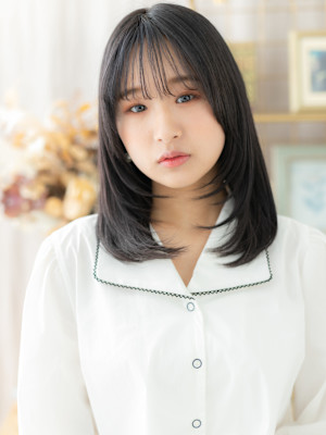 透明感グレージュアッシュレイヤーセミディ　秋色