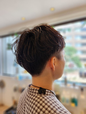 刈り上げマッシュショート