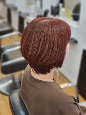 ショートボブ×ピンクブラウン　40代/50代