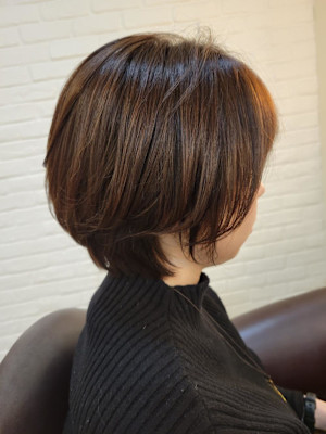 耳かけ丸みショートボブ　絶壁解消ショートボブ