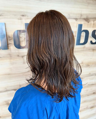 ナチュラルブラウン