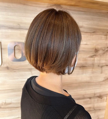 ショートボブ×ハイライト