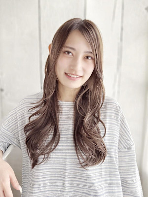 ハイトーンピンクベージュのセミウェットミックスカール