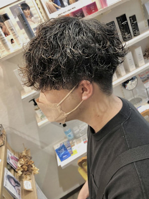 波巻きパーマ