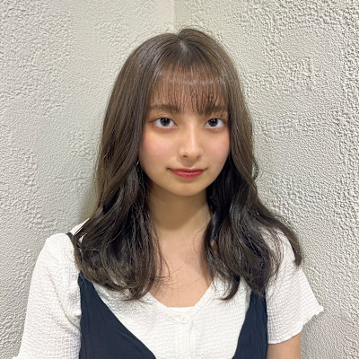 ブリーチなしでつくる透明感のあるオリーブベージュ