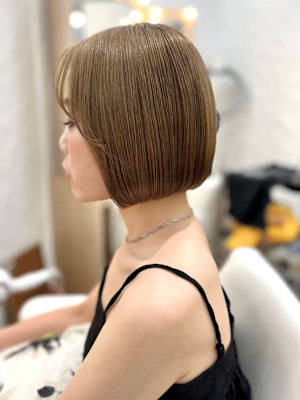 ドライヤーだけでまとまる、ハイトーンミニボブ☆