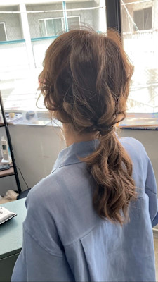 大人こなれポニー【高田馬場　ロク】