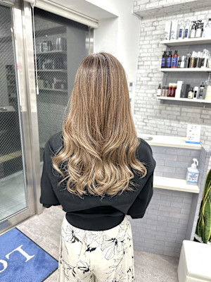 Louer hairmake×ロング