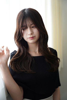 91韓国風くびレイヤー大人コテ巻きナチュラルセミロング