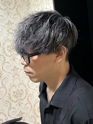 メンズカット/初ブリーチ/ダブルカラー韓国ヘアハイトーン