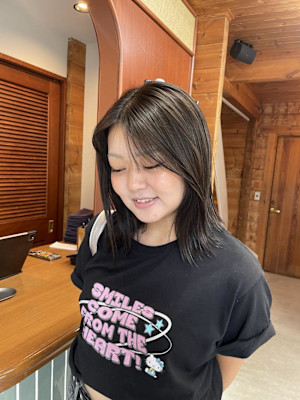 ブラウンベージュ