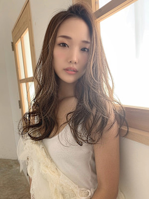 【VERBENA】透明感エアリーロング