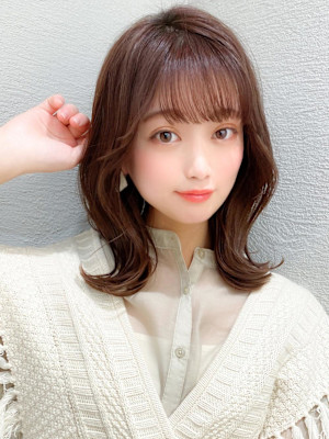 30代/40代/小顔ヘア/前髪/こなれミディ