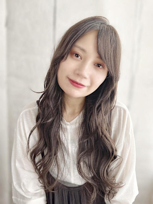 透け感カラーのミックスカール