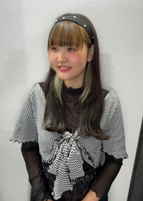 韓国風レイヤーカット＋ポイントカラー