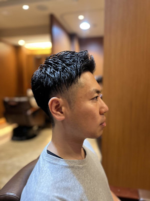銀座　理容室　メンズショートツーブロック