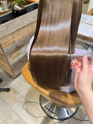 ミルクティーベージュ