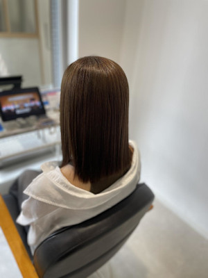 柔らかベージュ