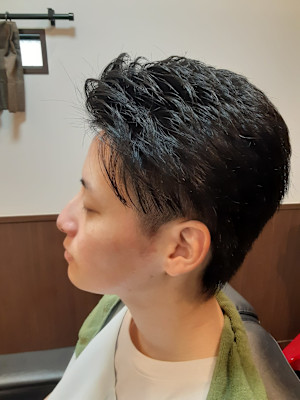 ツーブロック×フロントUPスタイル