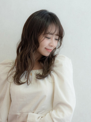 誰からも好かれるアナウンサー風ゆるフワスタイル