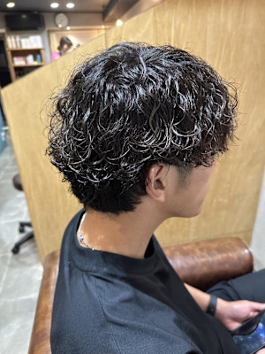 波巻きパーマ　メンズカット　ヘッドスパ