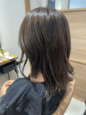 オリーブグレージュ×レイヤー