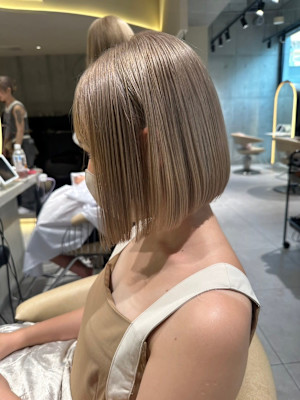 髪質改善サロンLond Melia 天神大名店×ショート