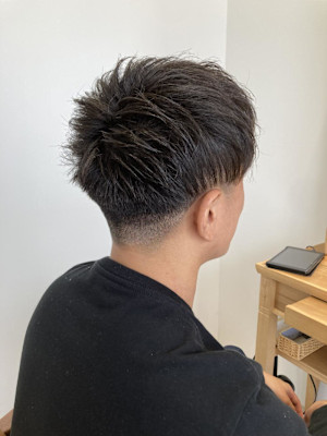 ツーブロショート