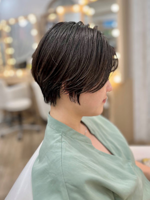 簡単スタイリングの束感ショートヘア☆