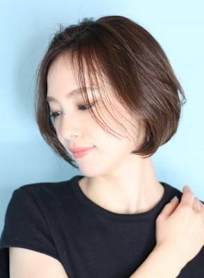 40代50代小顔前髪イメチェンアンブレラカラーショート