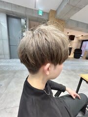 ブリーチ１回メンズシルバーカラー