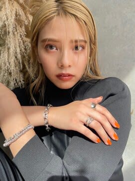 THREE...by velvet×ミディアム