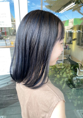 【光に透けるアッシュグレーカラー】30代　透明感　高松