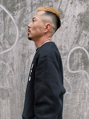 スキンフェードハイトーンブロンドボウズ/keshiki 大名