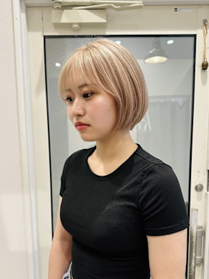 ブリーチミルクティーベージュショートボブ/keshiki大名