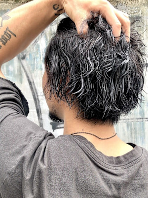 keshiki大名×メンズハイライト×パーマ