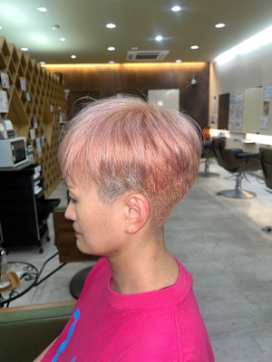 ペールピンク×ベリーショート