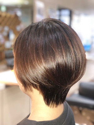 大人女性ショート