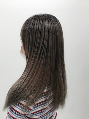 #レイヤーロング＃黒髪#グレーベージュ#髪質改善