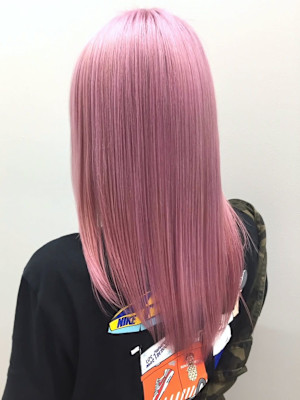 ハイトーンピンク　セミロング　ダメージレス　ダブルカラー