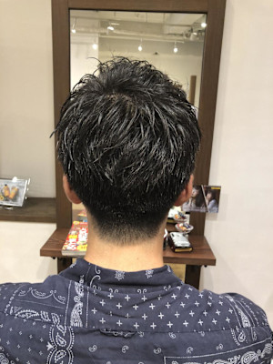 メンズ短髪ヘア
