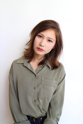 SHINKAトリートメントで艶外ハネミディ