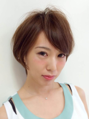 大人グラデーションボブ