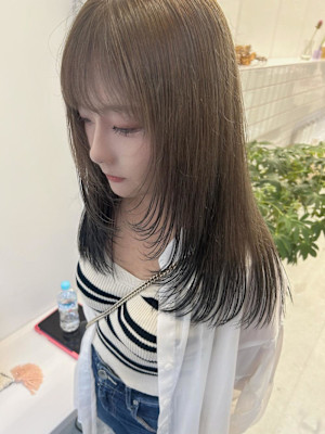 《花屋併設》レイヤー×裾カラー