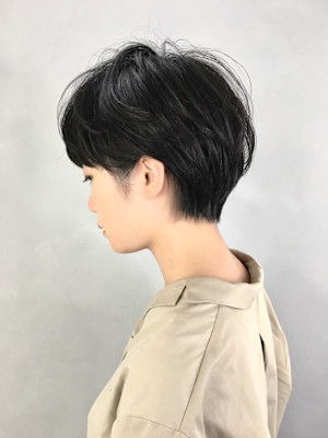 絶壁解消☆黒髪×ひし形ショート/keshiki大名ISSEI