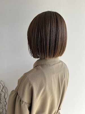 ぱつっとボブ/YUKA