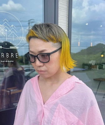 ブリーチグラデーションイエローカラー