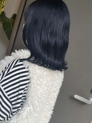 ブルーブラック