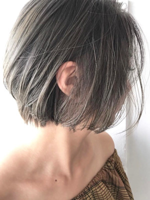 透けるグレージュショート/keshiki大名